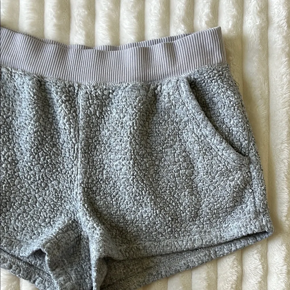 Aerie Cozy Gray Sherpa Shorts - Image 3
