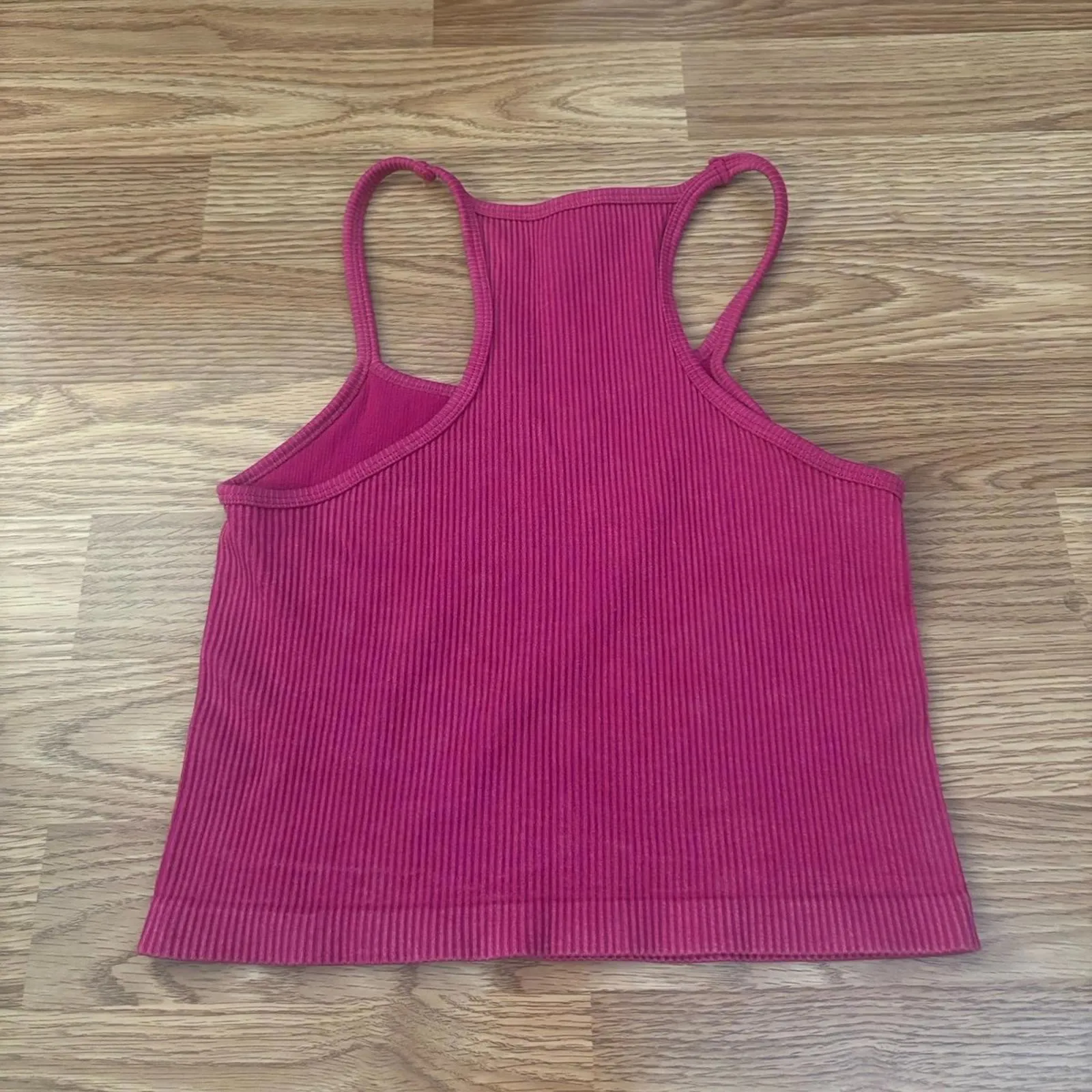 Aura Ribbed Crop Top Size S/M - Image 5