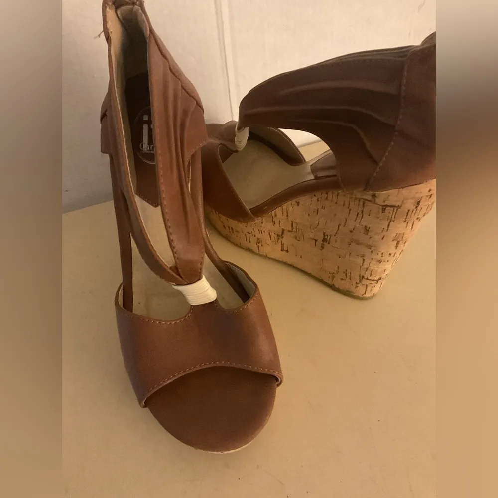 Carrini chestnut Brown platform Wedge Sandals size 8 - Image 2