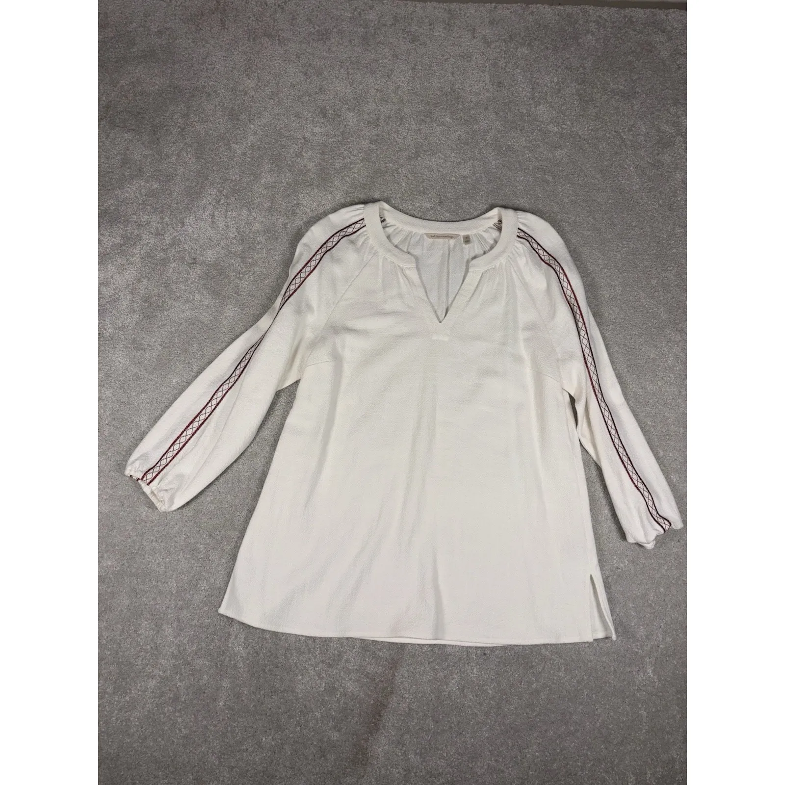 Soft Surroundings Embroidered Long Sleeve Linen Blend Top Women's Medium - Image 3