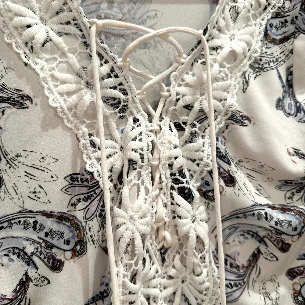 White House Black Market Dolman Sleeve Lace Boho Lace Up Paisley Size Small S - Image 4