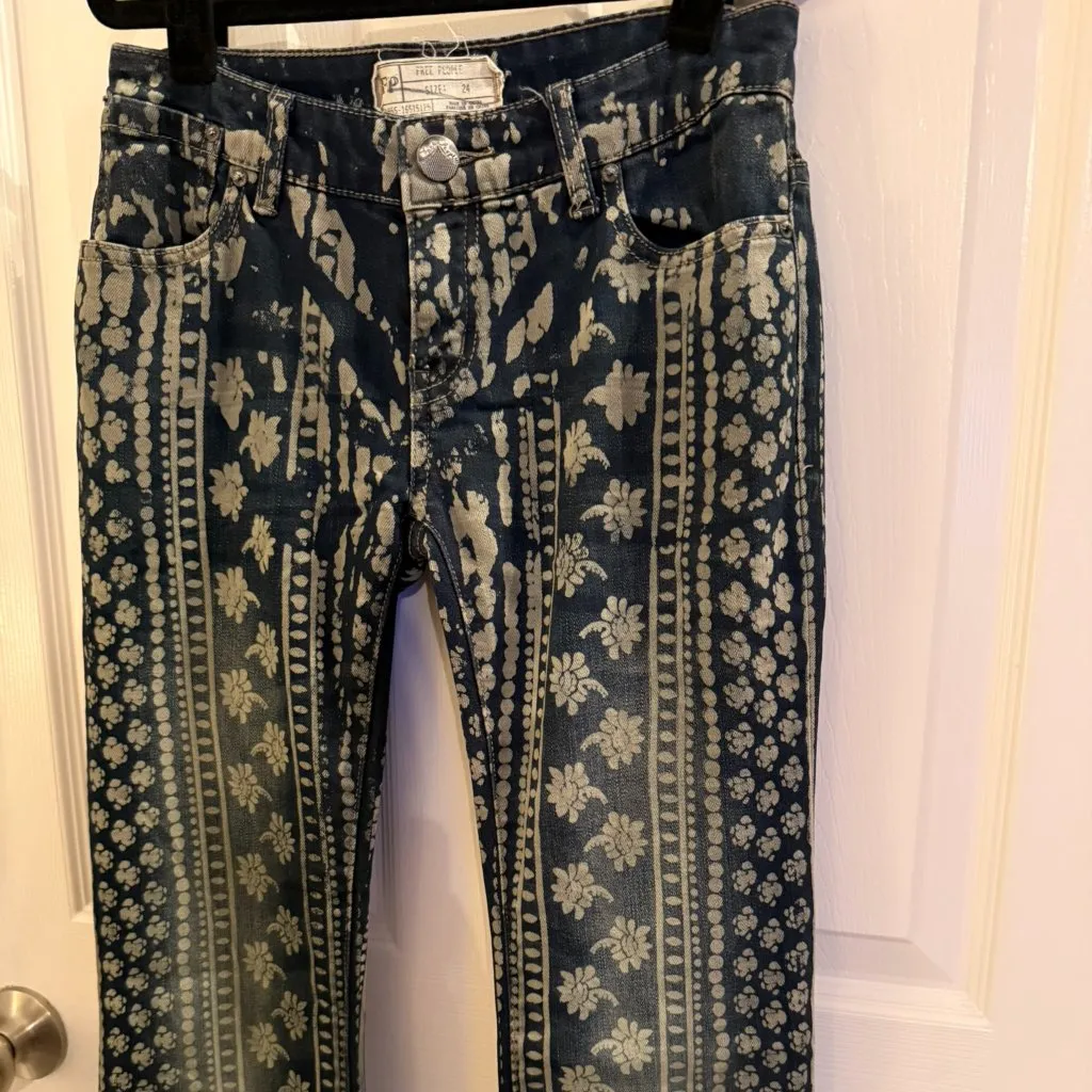 Free People Mantra Bali Flare Stretch Jean Denim Print 24 RARE - Image 4