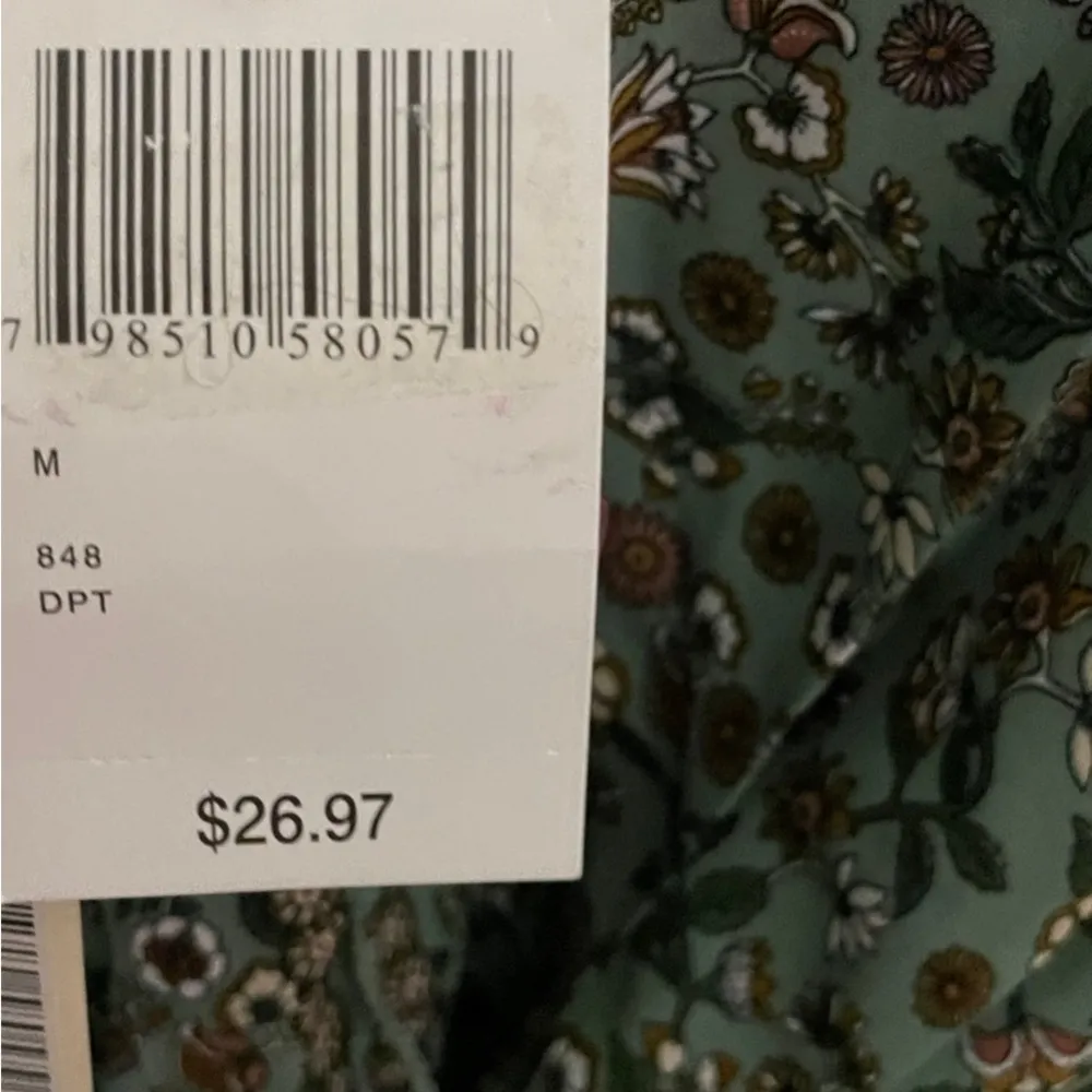 NWT Max Studio Blouse Medium - Image 11