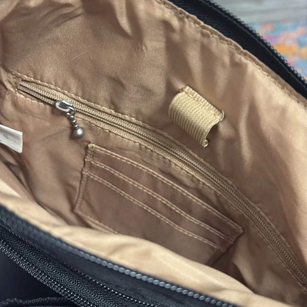 Baggallini HP Bagg Black Lightweight Nylon Zip Crossbody - Image 6