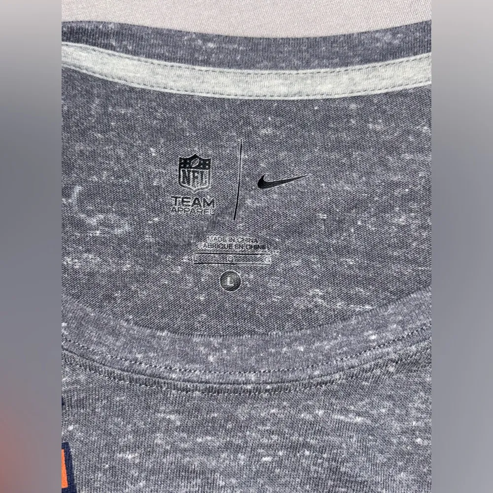 Nike Chicago bears women’s long sleeve tshirt size large football NFL - Image 4