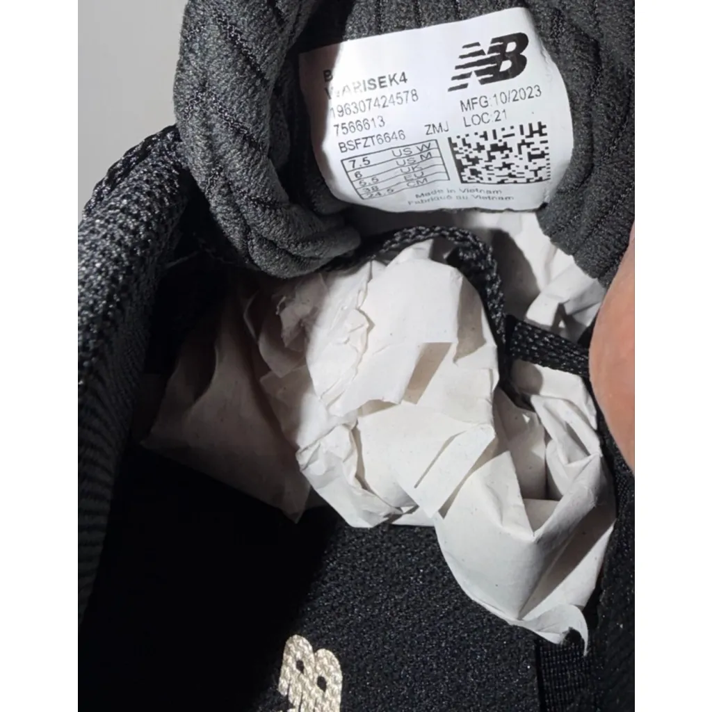 Women's New Balance Fresh Foam Arishi v4 Black Gray Athletic Shoes 7.5 - Image 4