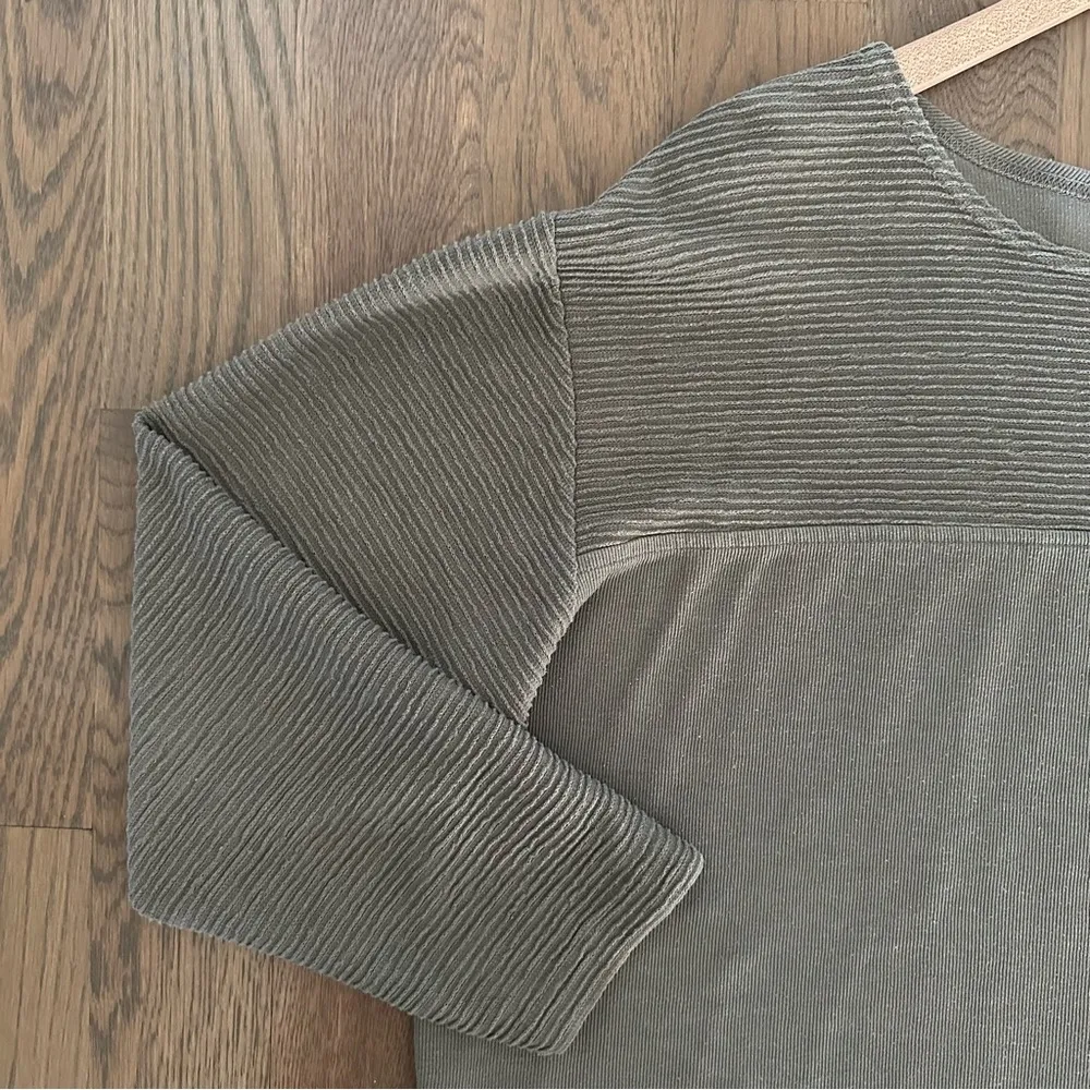 Vintage Hanes Signature Collection Round Neck Knit Oversize Top Dusty Olive XL - Image 6