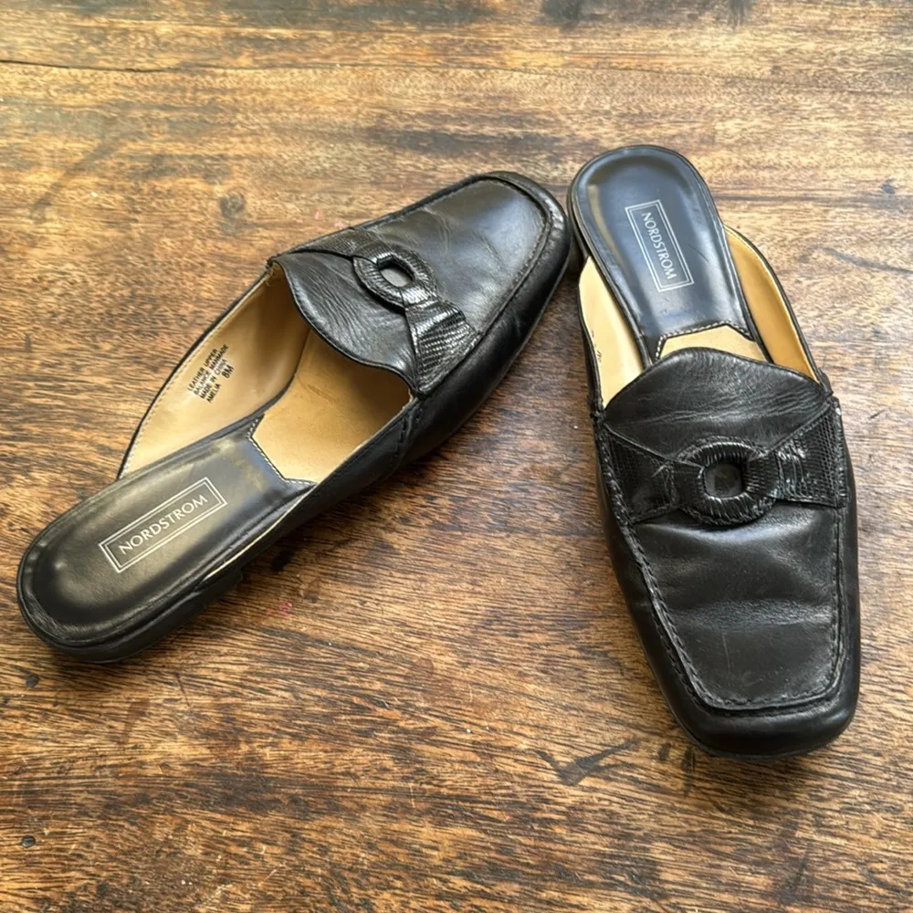 Nordstrom Female Flats (Amelia) slide mule black leather size 8 - Image 7