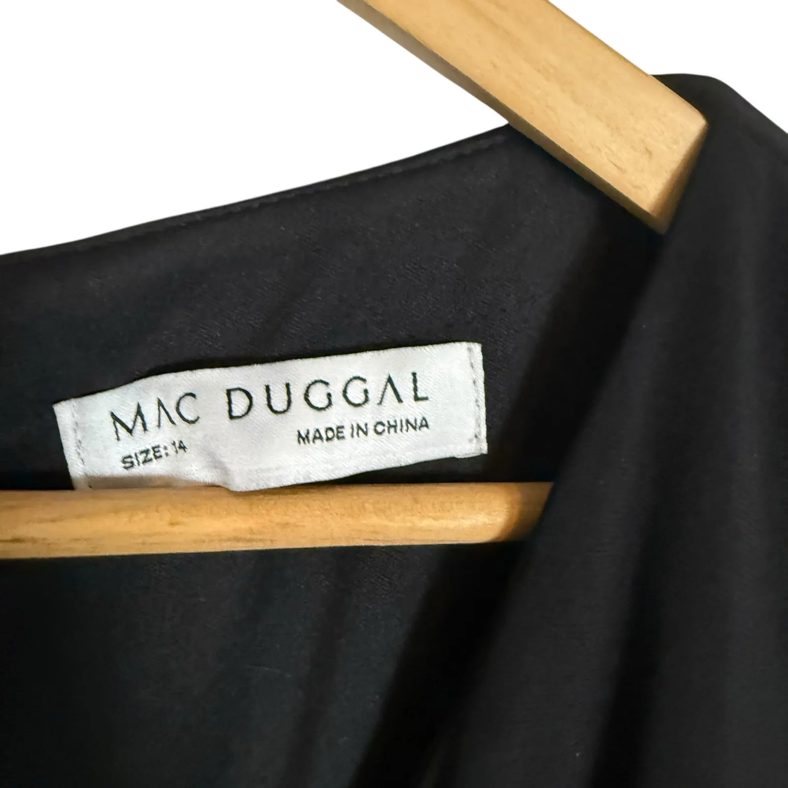 Mac Duggal Black Faux Wrap Long Sleeve Appliqué Detail Evening Gown Size 14 - Image 6