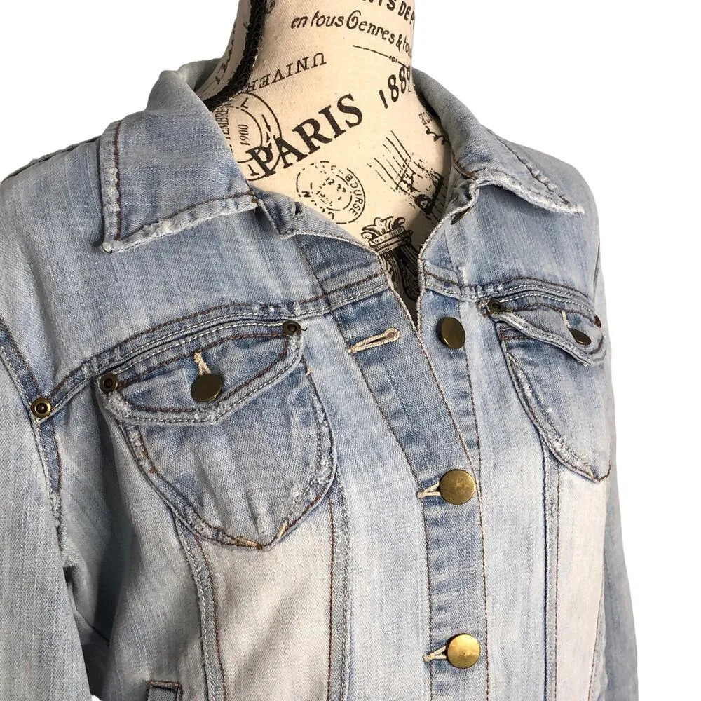 Forever 21 MEDIUM Slight Distress Light Wash Four Pocket Button Up Jean Jacket - Image 13