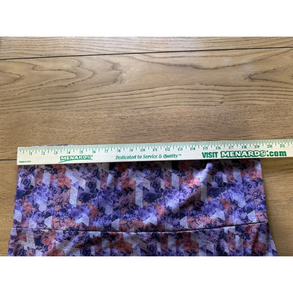 LuLaRoe Woman's Maxi Skirt Size 3XL Geometric Stretch Lightweight Modern Flowing - Image 5