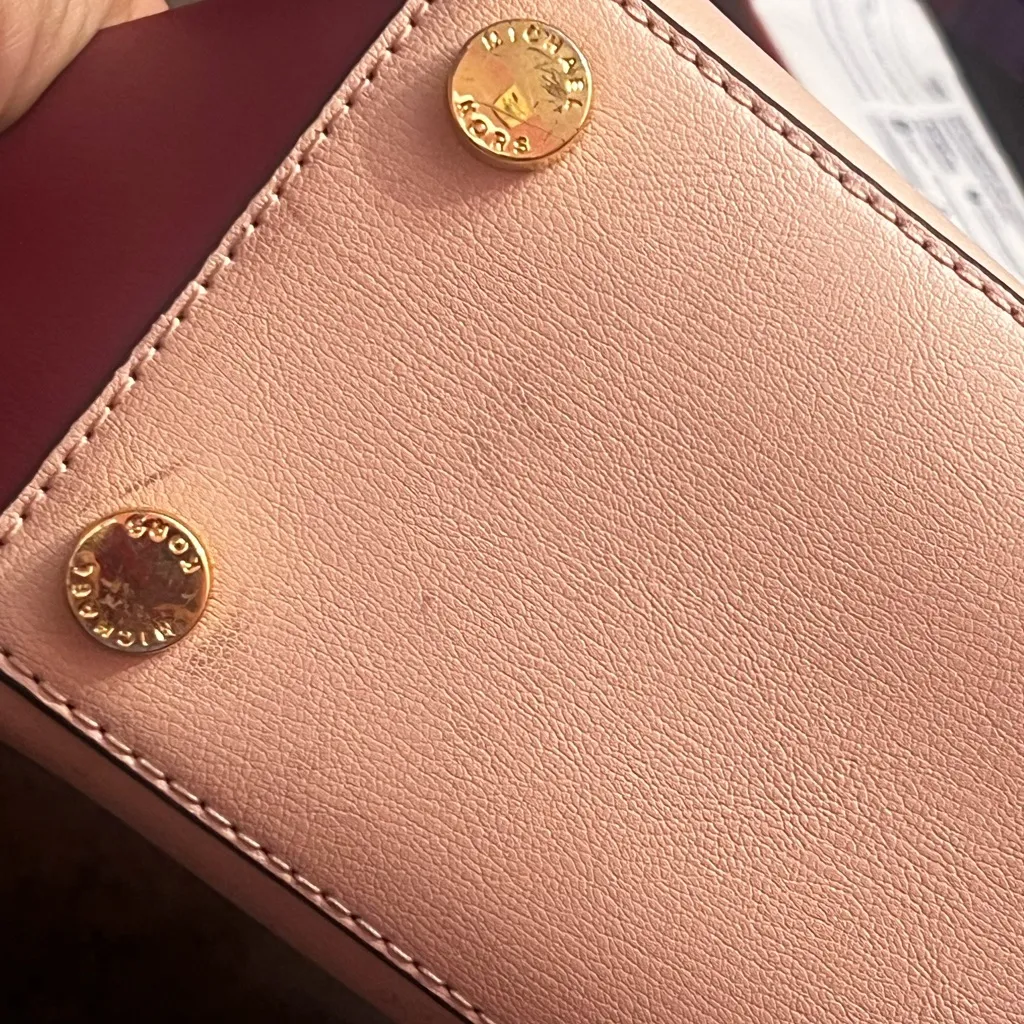 Michael Kors Ellis two-tone leather satchel - Image 13