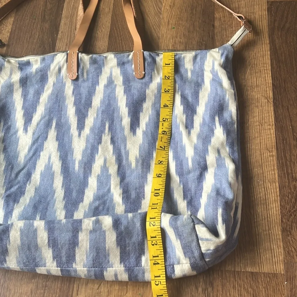 GAP Denim Blue Ikat Print Tote With Leather Handles - Image 3