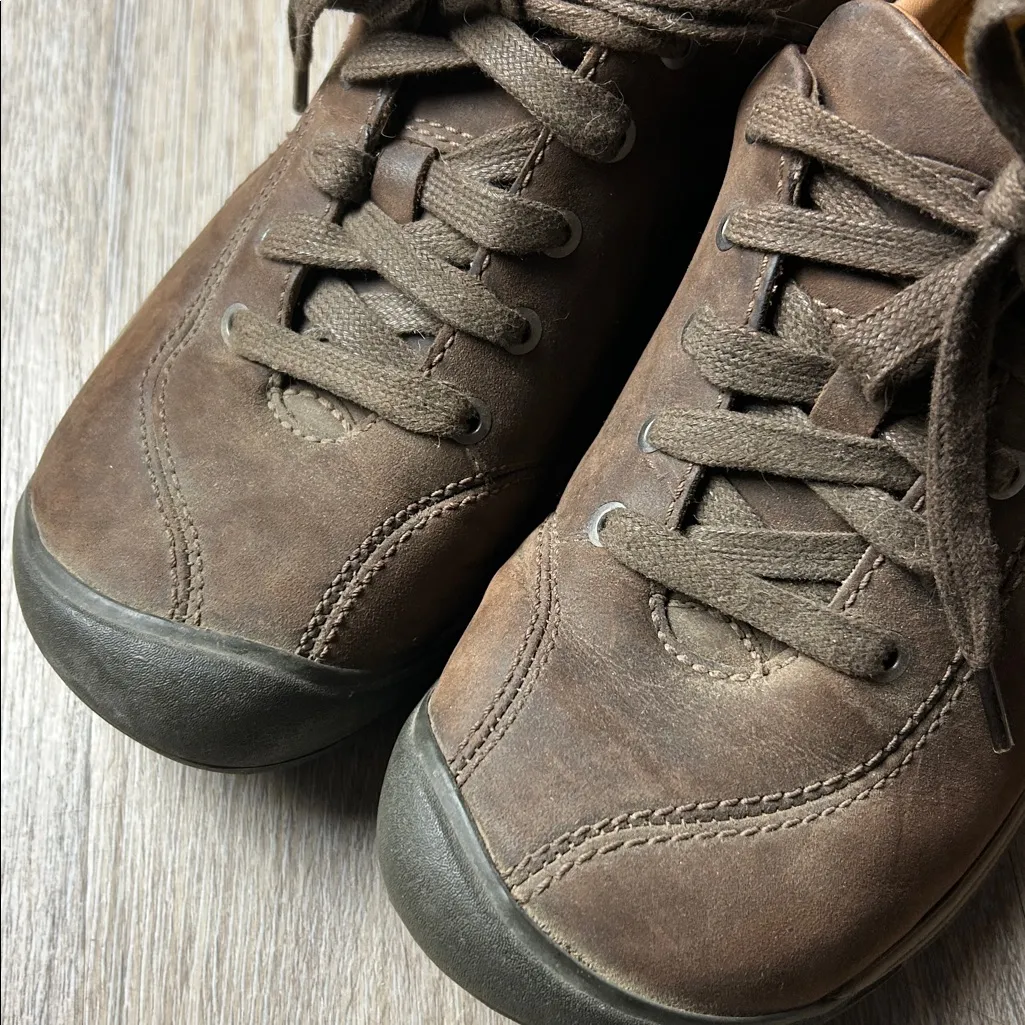 KEEN Presidio II Leather Walking Shoes 
Women’s Size 8 - Image 6