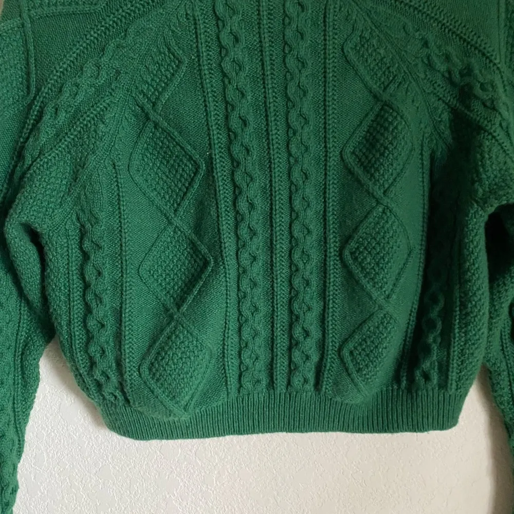 Cable Knit Wool Blend Cropped Varsity Green Cardigan XS - Image 9