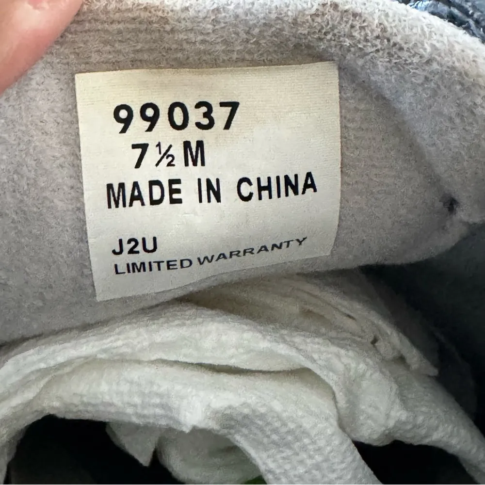 FootJoy Cap Toe Women golf shoes white gray animal print size 7.5 M - Image 10