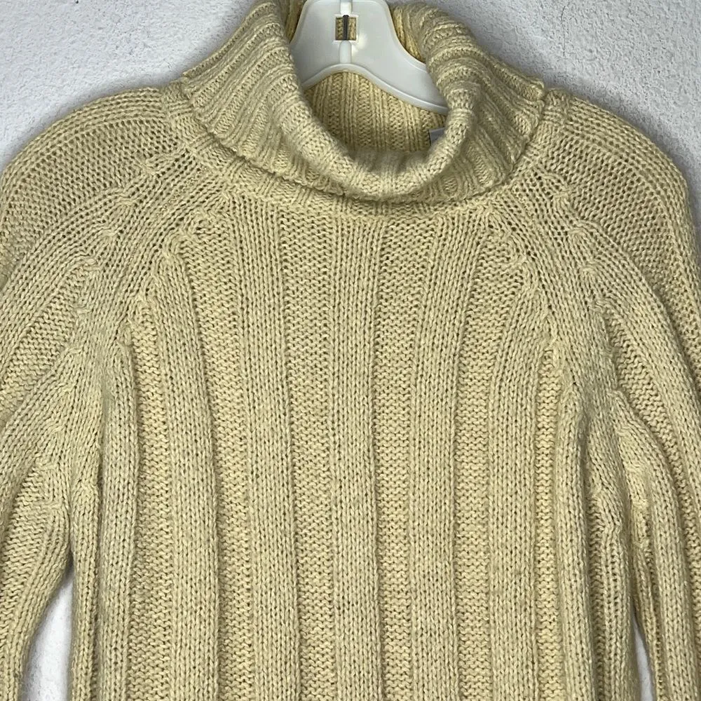 Old‎ Navy Wool Blend Turtleneck Sweater - Image 2