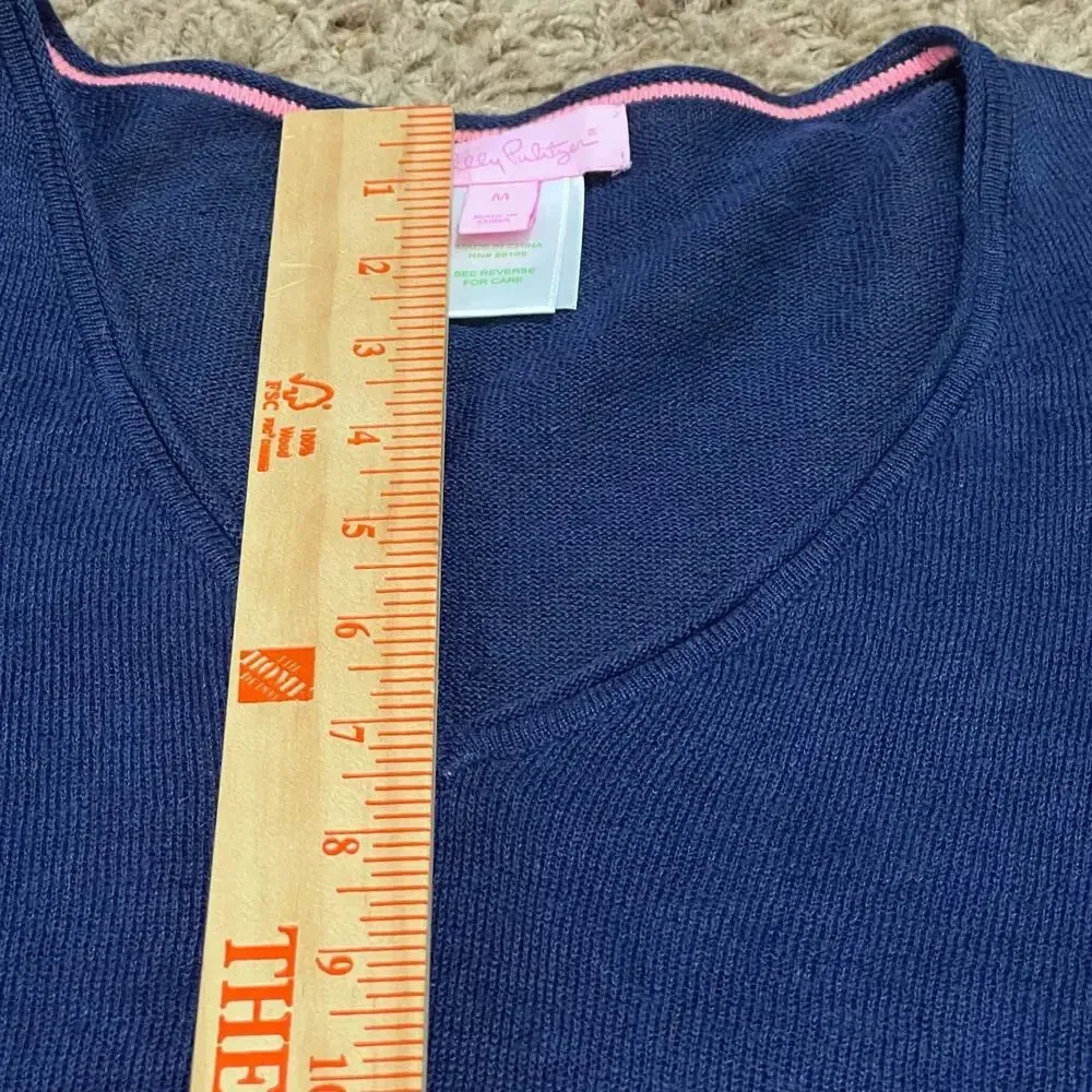 Lilly Pulitzer Women's Blue V-Neck Pullover Sweater Size M Long Sleeve - Image 6