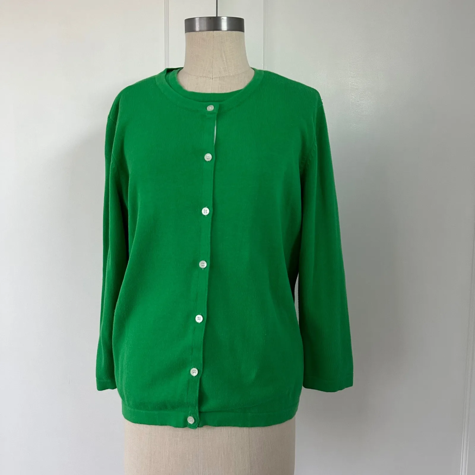 Vintage Evan Picone Women's Green Crew Neck Cardigan Sweater Set 90s Size Medium - Image 2