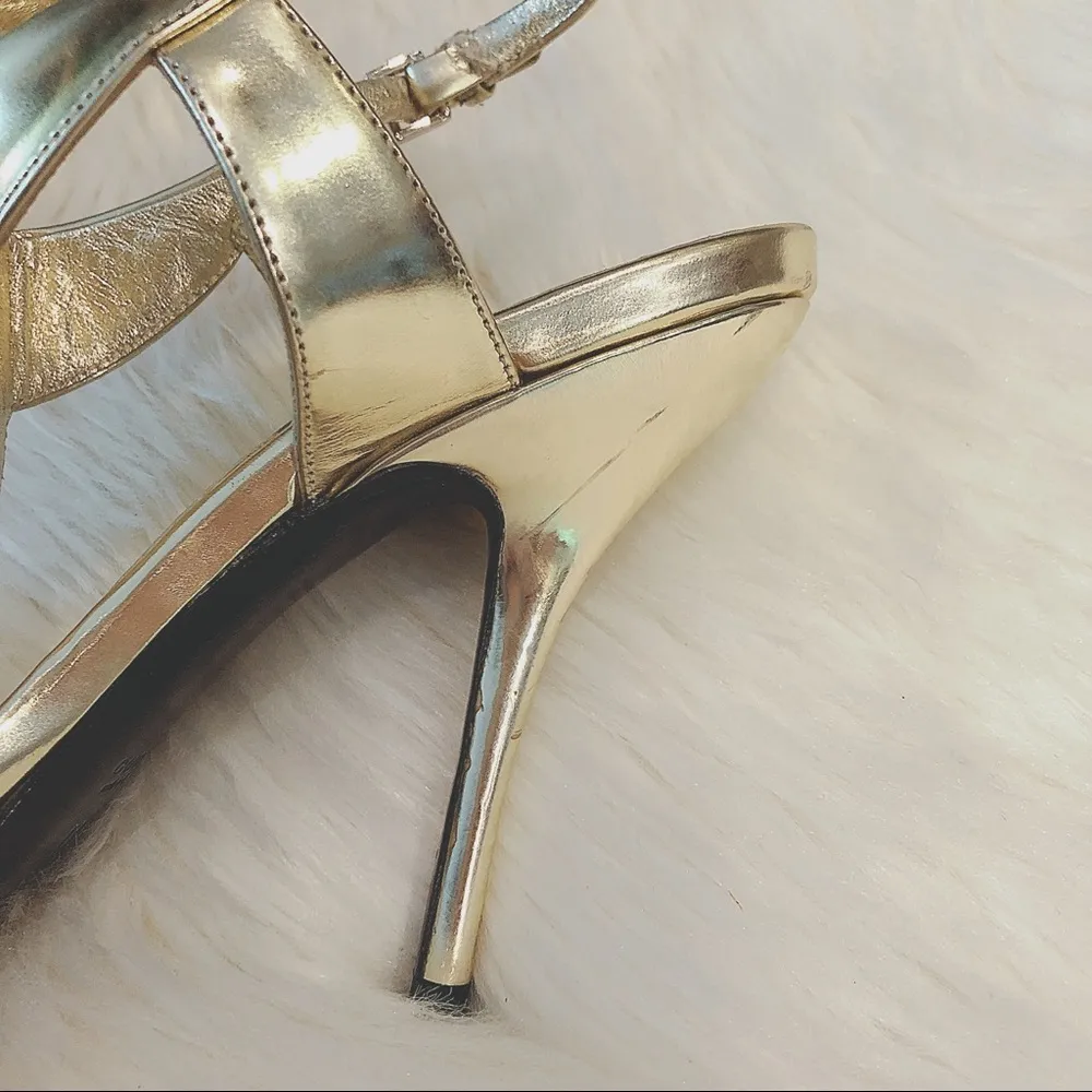 Gucci Women's Size 7B Gold Metallic Studded T Ankle Strap Stiletto High Heels - Image 3