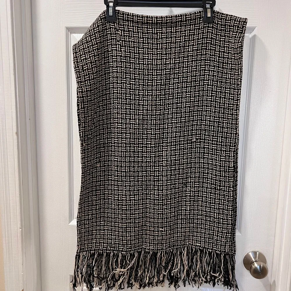 The Masai Scarf Vintage Black & Taupe Geometric Basket‎ Weave Pattern - Image 2