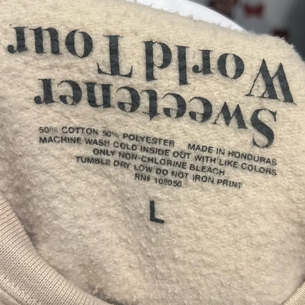 2019 Ariana grande sweetener tour unisex Crewneck Sweater - Image 3