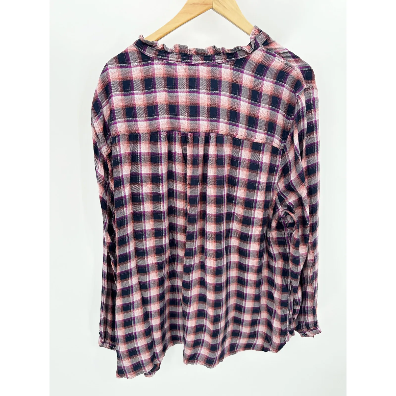 Terra & Sky Shirt Women 3X NWT Multi Black Red White Plaid Ruffle Button Front - Image 2