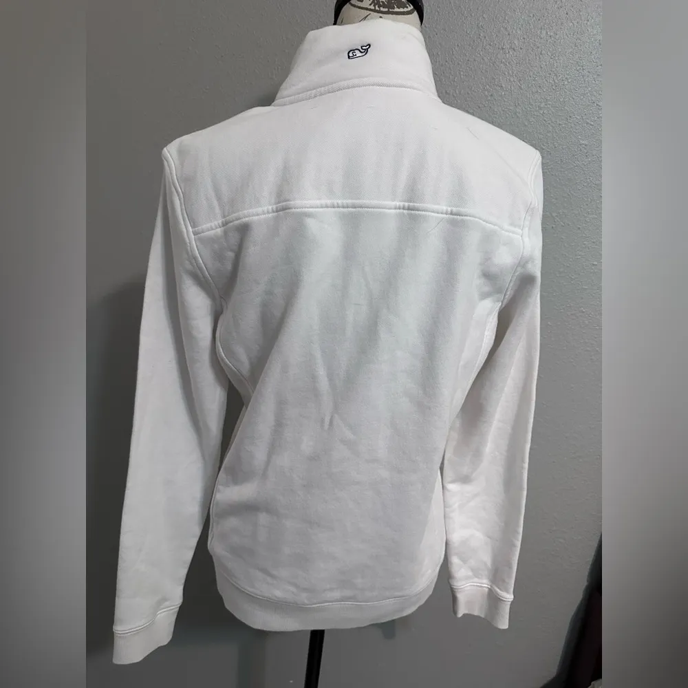 Vineyard Vines Women's White Cap Shep
Quarter-Zip Pullover no sign of wear - Image 5