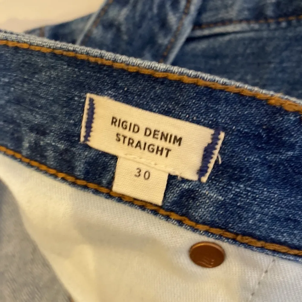 Madewell Rigid Denim Straight Mini Skirt in Haydel Wash: Tie-Waist EUC Sz 30 - Image 6