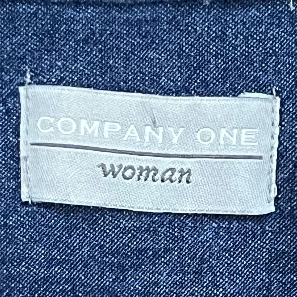 Company One Denim Shirt With Embroidered Cardinals, Holly, & Chickadees Size 1X Blue - Image 11