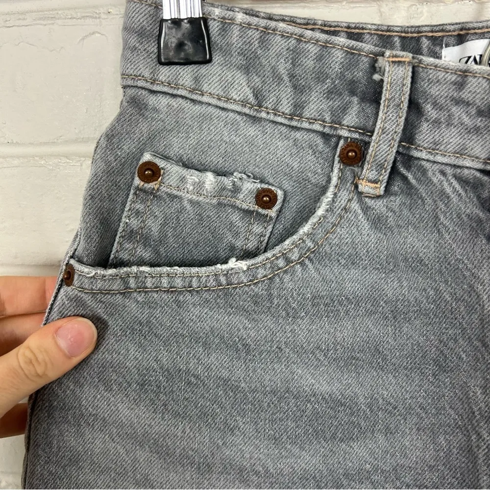 Zara Washed Grey Black Button Fly Distressed Denim Shorts Size 2 - Image 10