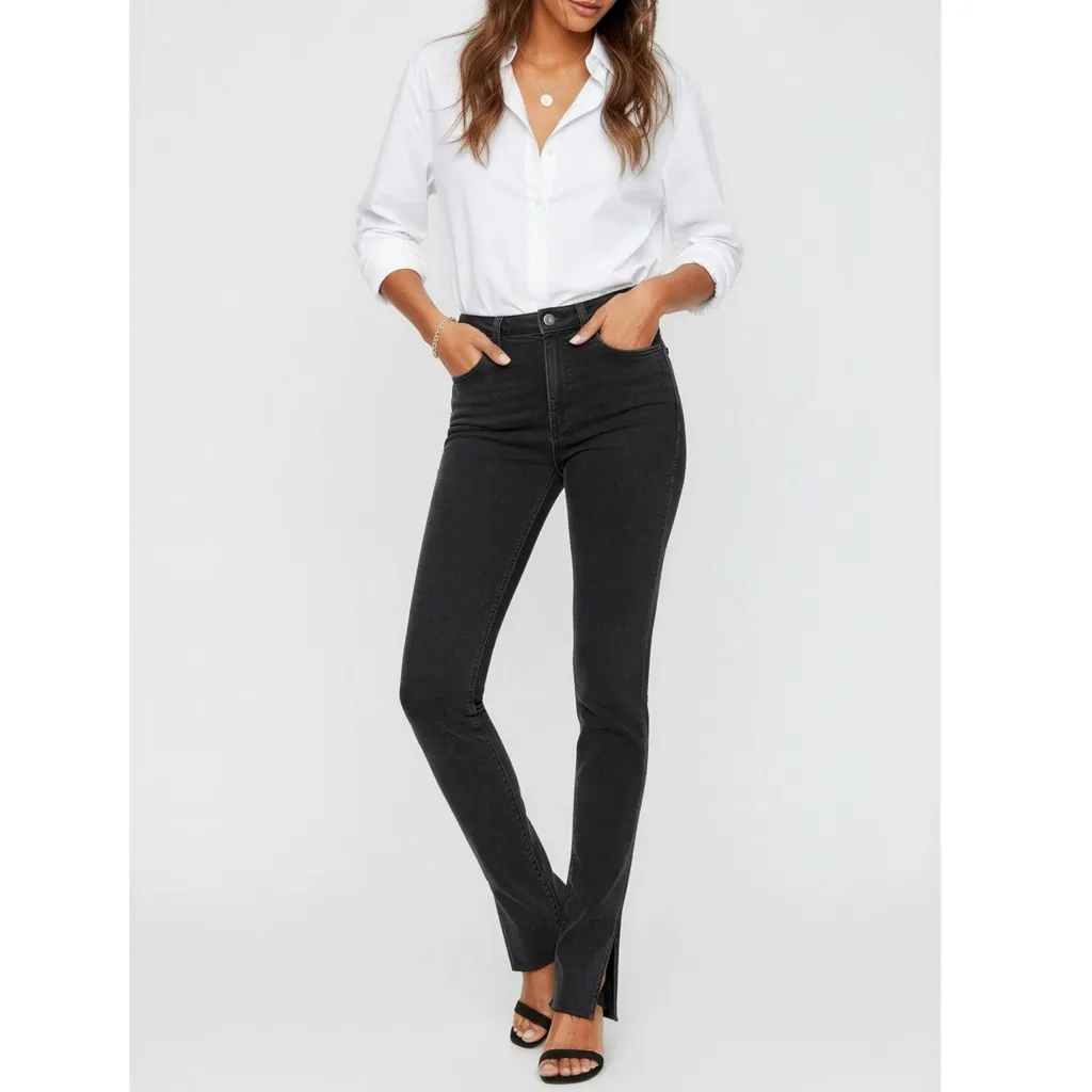 FAVORITE DAUGHTER Valentina Super High Rise Cigarette Shortie Jeans,Boulder, 24” Black - Image 3