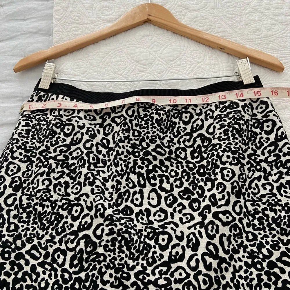 Ann Taylor leopard print pencil skirt‎ 8 P - Image 6