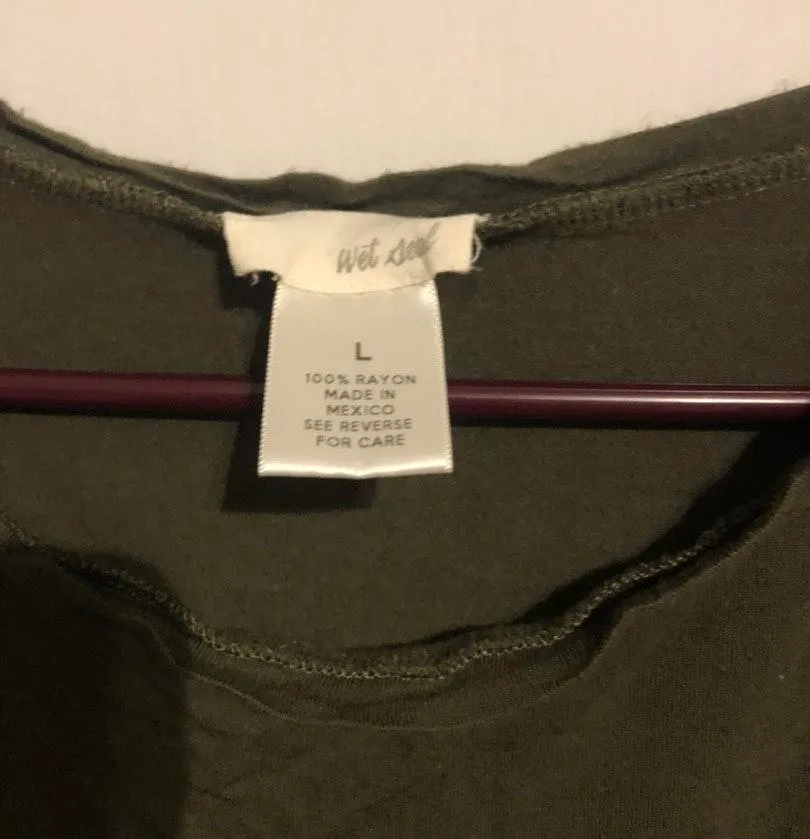 Wet Seal T-Shirt - Image 3