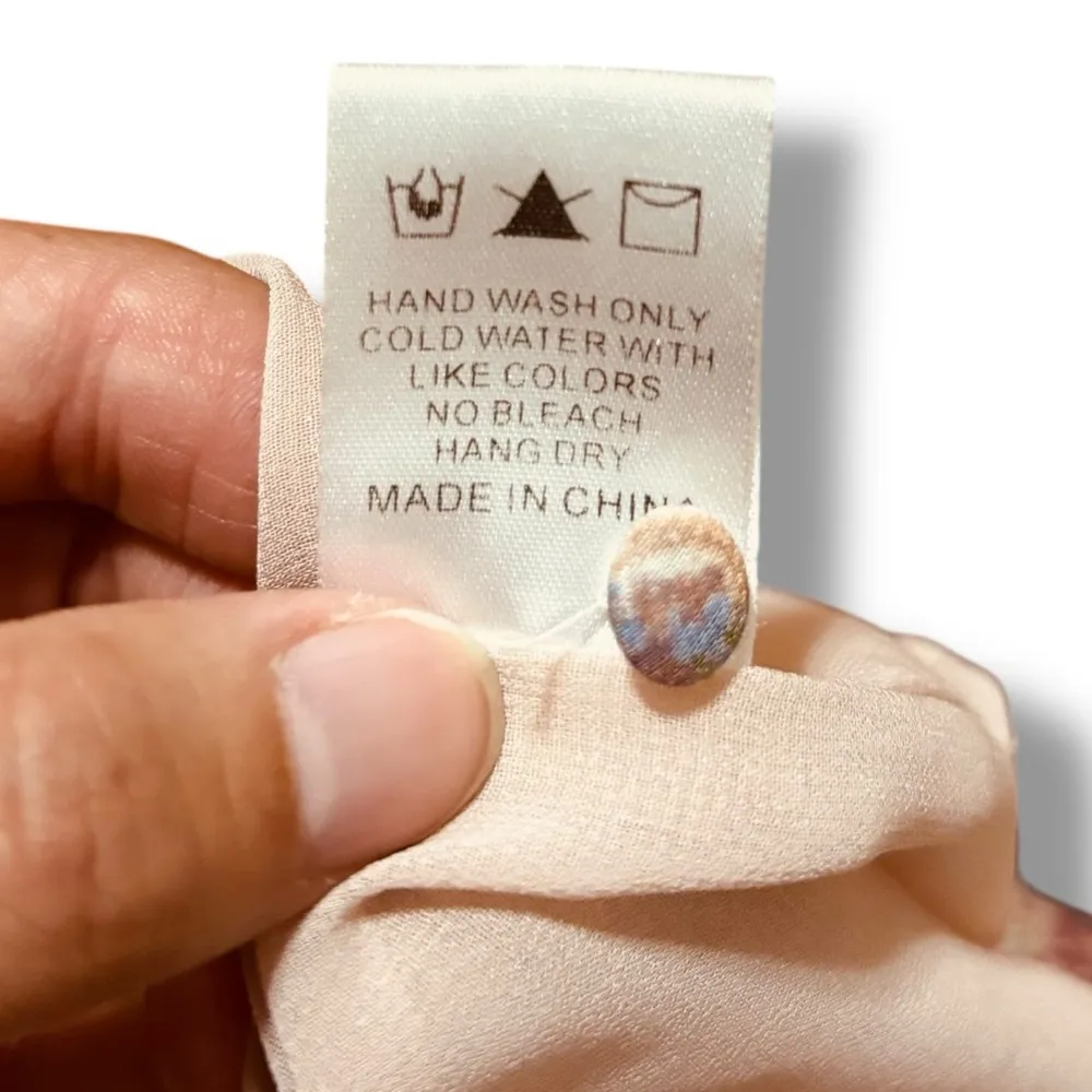 Vici Cream Beige Floral Ruffle Blouse – Size Large - Image 11