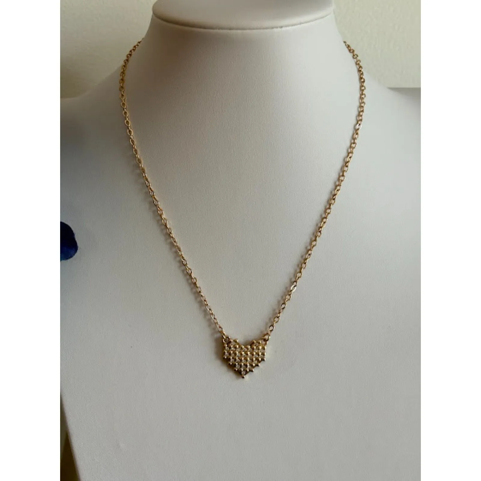 Rhinestone Heart Gold-tone Necklace NWT - Image 3