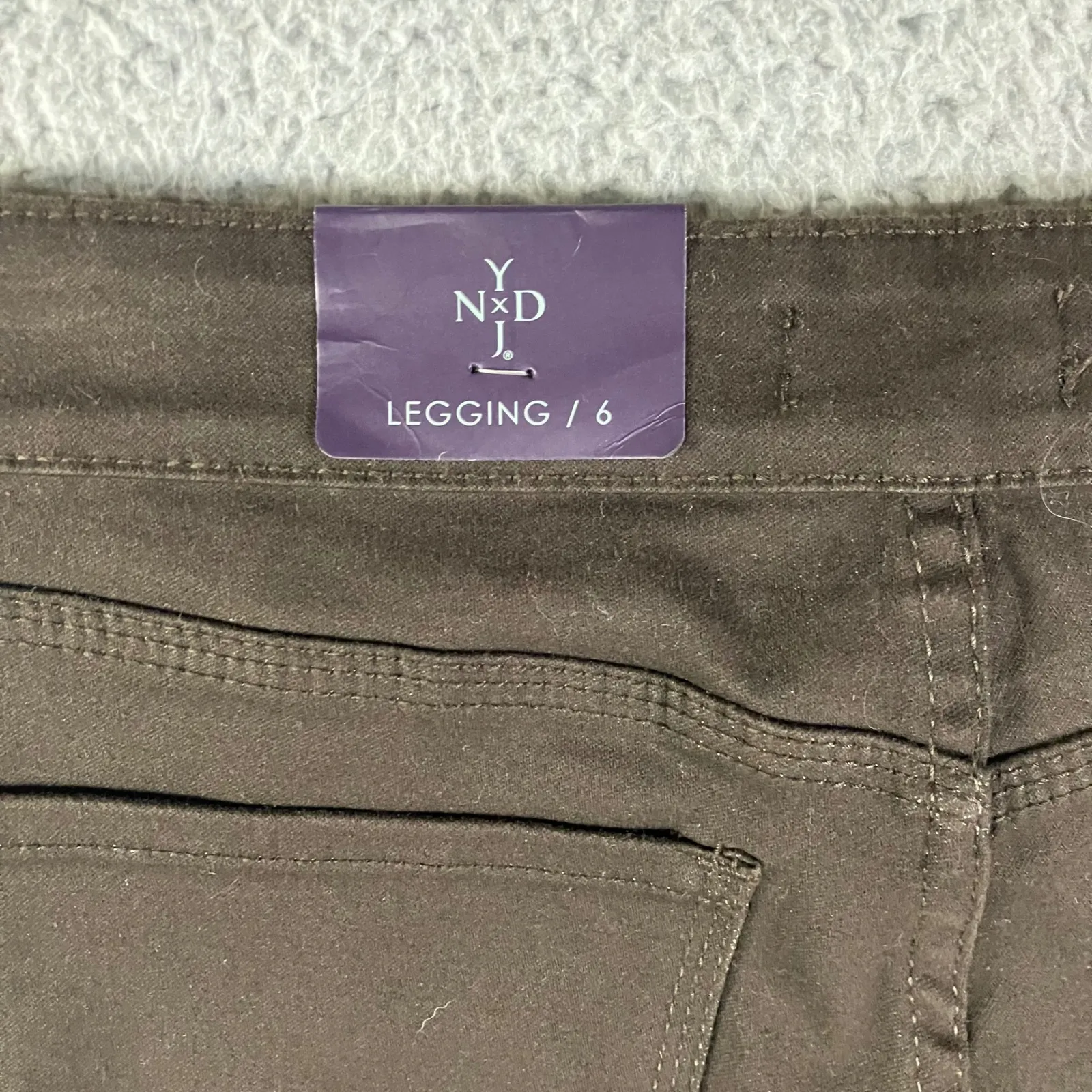 NYDJ Legging Women 6 Brown Mid Rise Straight Leg Stretch Lift Tuck Technology - Image 13