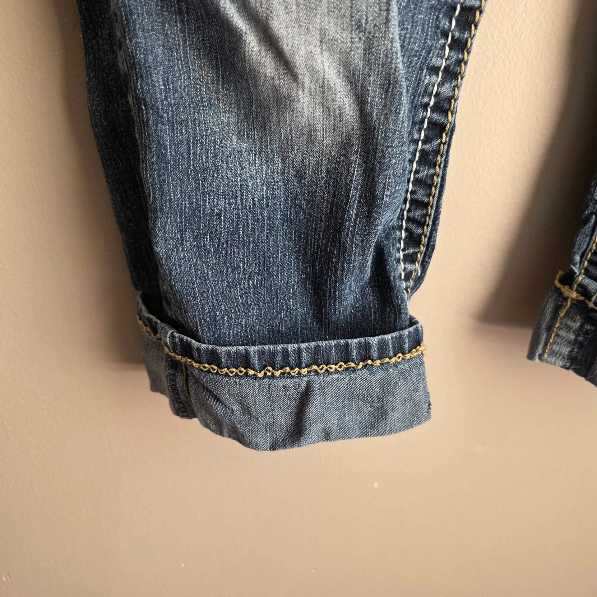 Angels Dark Wash Y2K Capri Cropped Low Rise Demin Jeans Size 9 Blue - Image 5