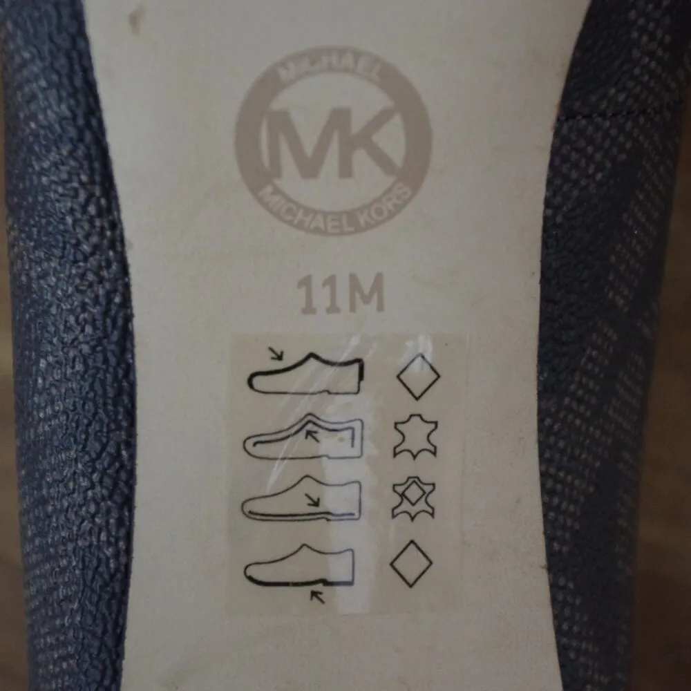 Michael Kors Monogram Print Platform  HighHeels Size 11M - Image 2