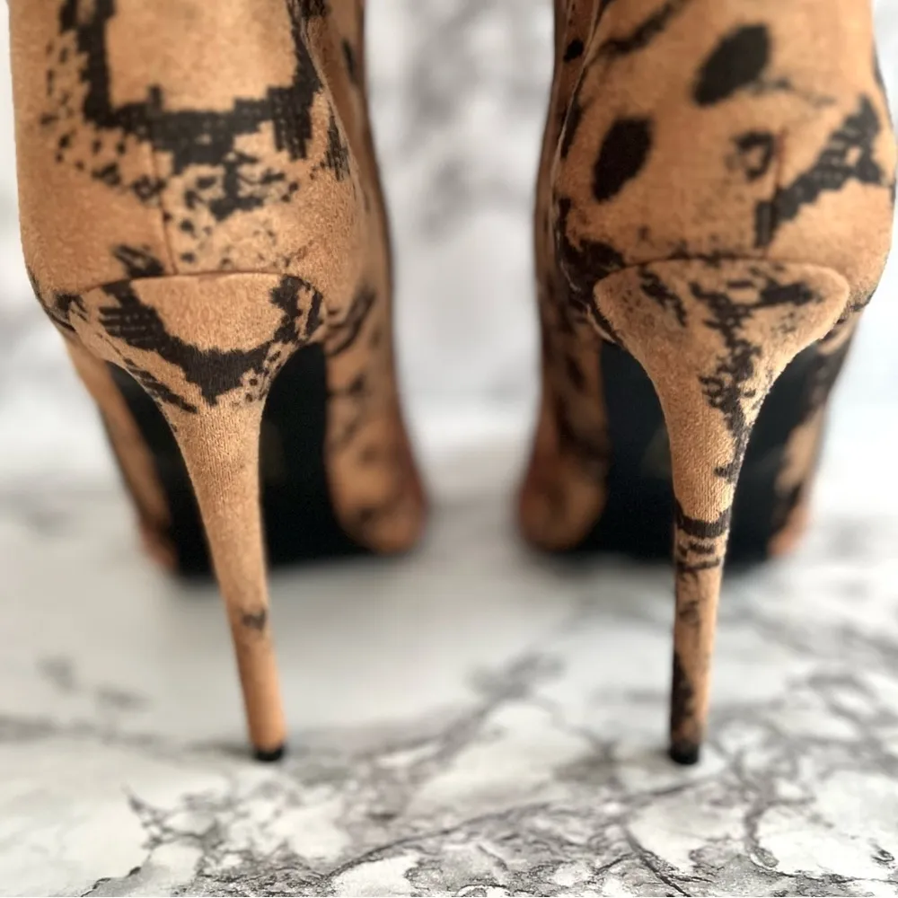 Prettylittlething Boots Animal Contrast Print Faux Suede Knee High 7 Edgy Chic - Image 12