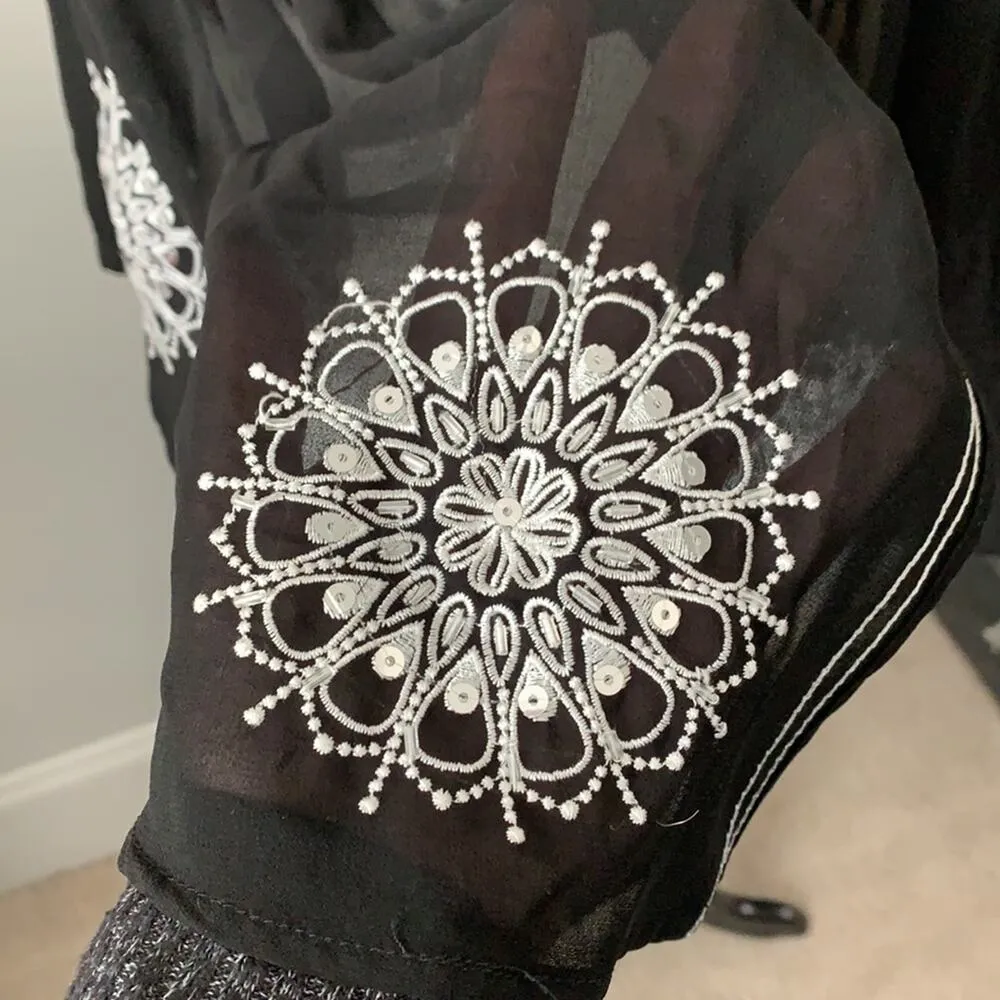 Versona Black Sheer Snowflake Mandala Vest Sz S - Image 2