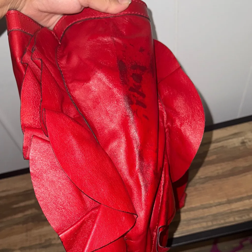 Valentino Garavani Red Ruffle Tote - Image 5