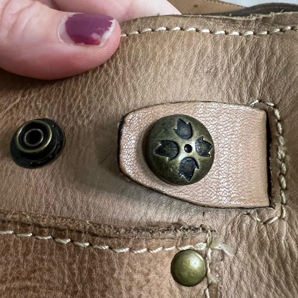 🔥 Patricia Nash Genuine Leather Messenger Crossbody Bag – Vintage Studded Style - Image 8