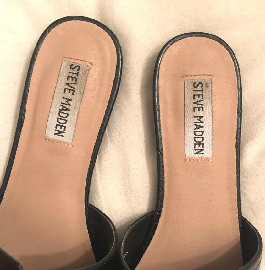 Steve Madden Leather Slides - Image 4