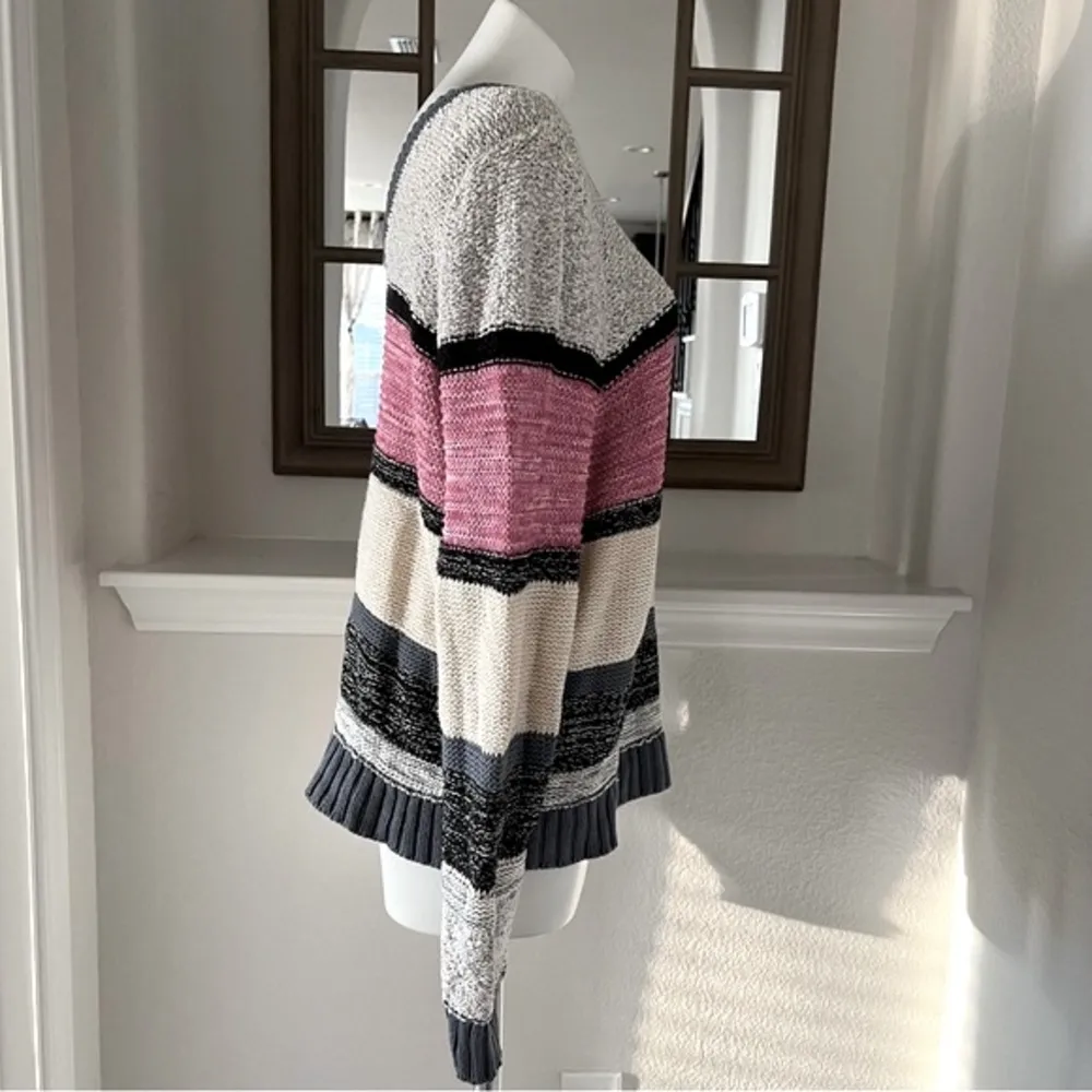 Caslon V-Back Knit Sweater Striped Pullover, Red Cream Grey Black Size L - Image 7