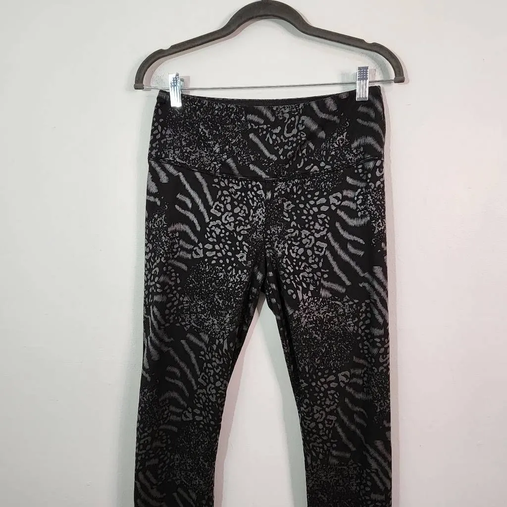 White House Black Market Metallic Animal Print Leggings Size 2 Long WHBM Legging - Image 2
