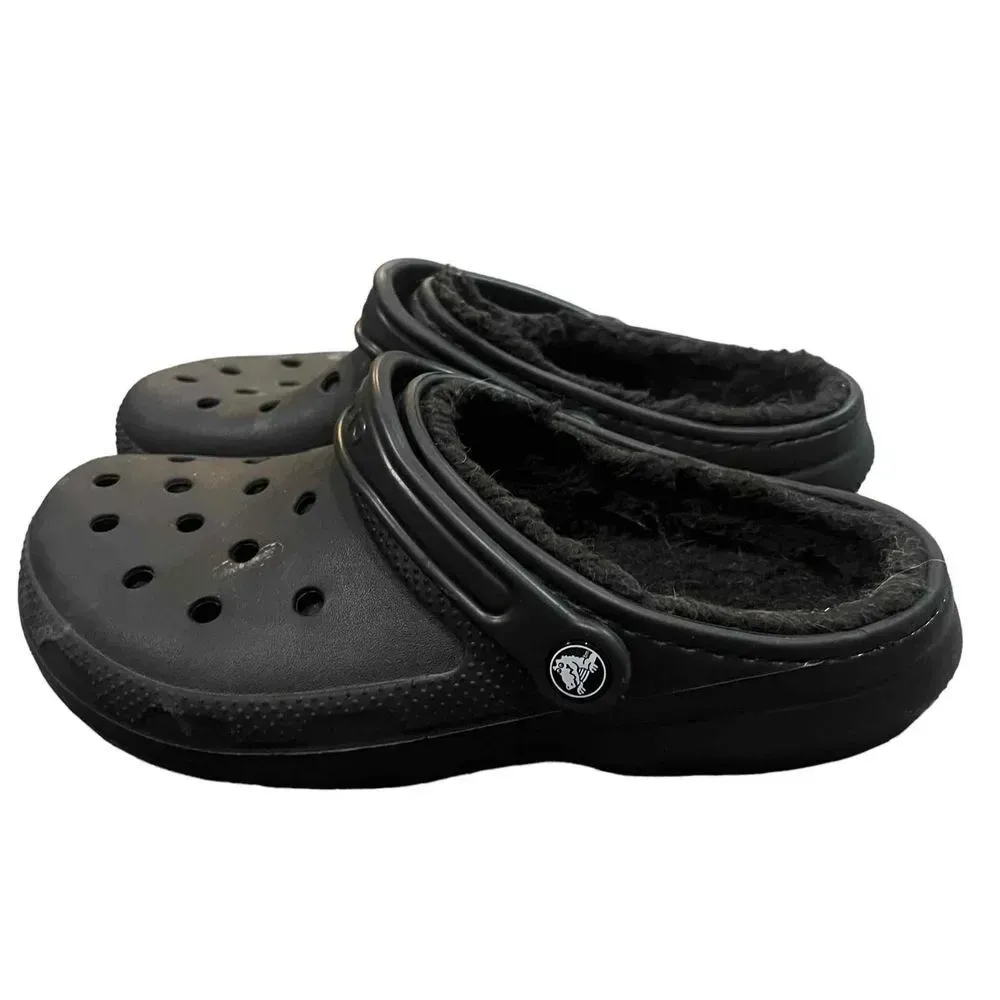 Crocs Closed-Toe Strap Fleece Lining‎ Clogs Size Men's 8 / Women's 10 - Image 3