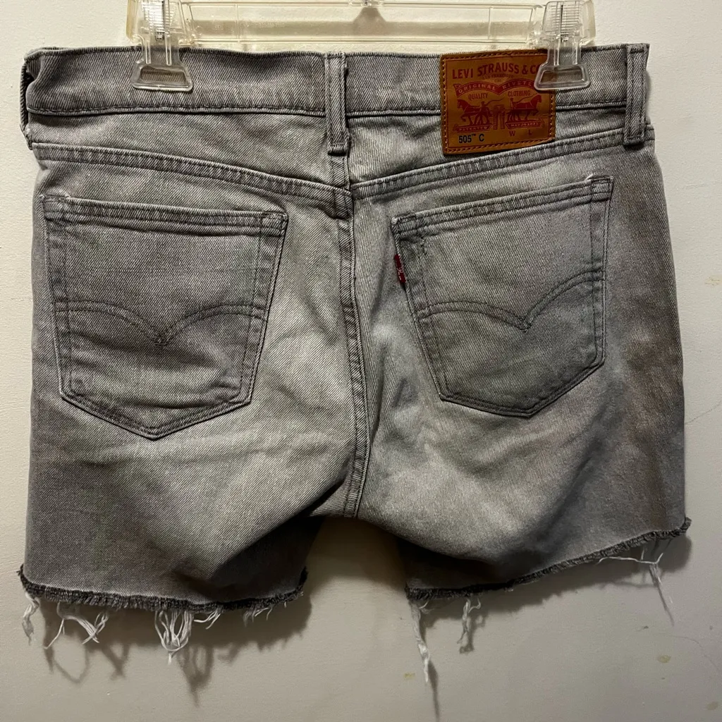 Levi‎ 505 C cut off Jean shorts sz 30 inseam 6” - Image 2