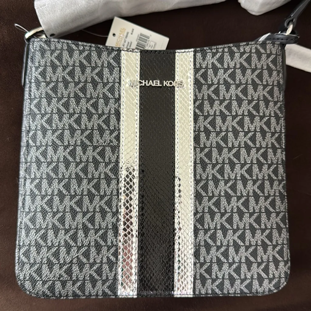 Michael Kors Jet Set Travel Crossbody Black & Silver Bag - Image 6