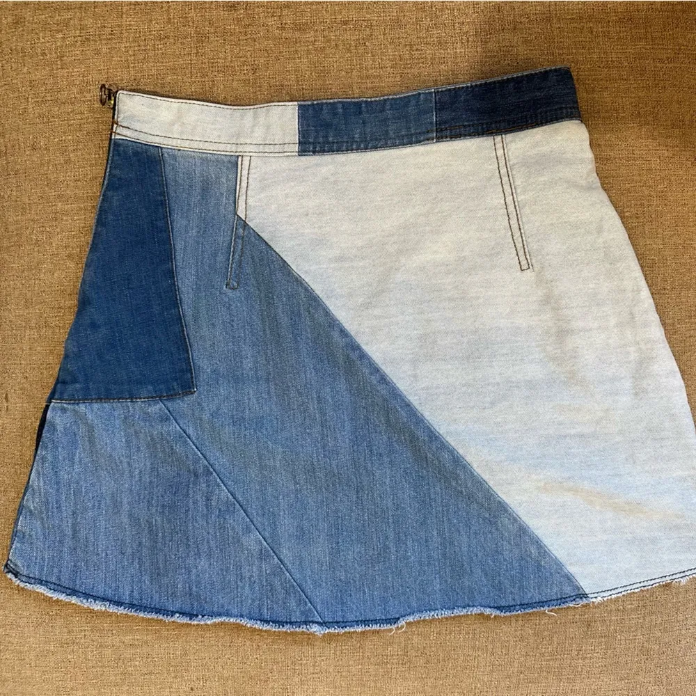 Zara Women Size M Blue Denim Casual  Skirt Colorblock - Image 2